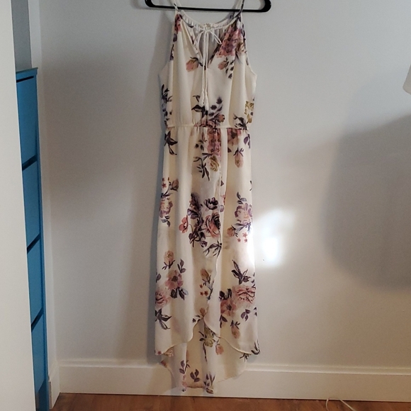 indulge Dresses & Skirts - Ivory Summer dress